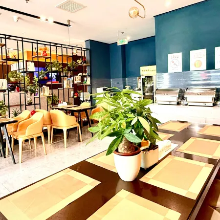 IU Hotel (Dongying Dongying Port)