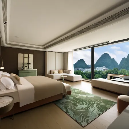 Qingjing · Verde Realm (Yangshuo Ten-Mile Gallery Yulong River)