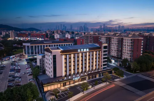 JI Hotel (Changsha Yuelushan Central South University) - Bjergudsigt