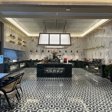 Oriental International Hotel (Leping City Donghu Park Branch) Hotels in Leping
