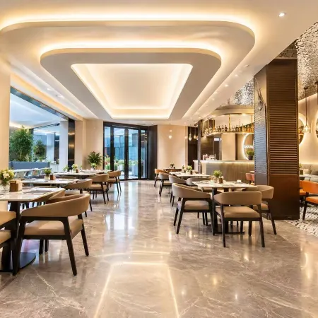 Qingmu Zhuji Hotel (Wanda Yintai City Branch)