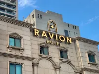 라비온 트리아농 주변 호텔