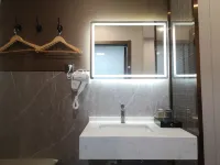 City Express Hotel
