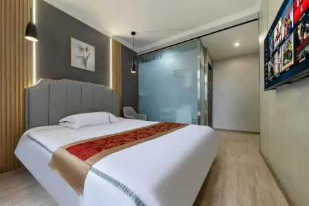 Aidu Hotel (Nanhui University Town) Отели рядом с достопримечательностью «Nanhui University Town»