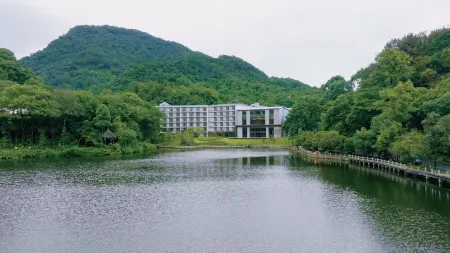 峨眉山紅珠山ホテル