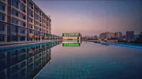 Green  season  hotel