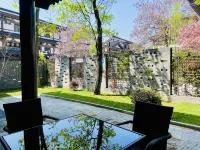 Octagon Featured High-end Hotel - balcony
