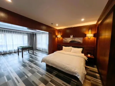 Xijin Scan Code Apartment Hotels near Yuantongjiang Temple