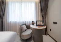 Galaxy Star Fashion Hotel (Taizhou Jiaojiang East Business District) - balcony