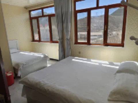 Xinglong Shuangmiao Hexi Farmhouse Hotéis em Xinglong