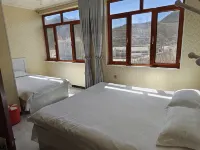 Xinglong Shuangmiao Hexi Farmhouse