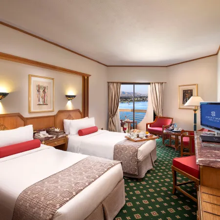 Sonesta St. George Hotel - Convention Center Отели в г. Луксор