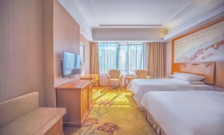 Suitetrails - Vienna Hotel (Shanghai Jiading Xincheng Yuanxiang Lake)