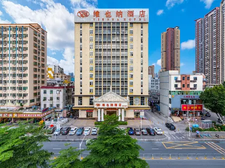 Vienna Hotel(Shenzhen Shajing Jingji Baina)