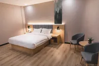 M Hotel (Zhangjiagang Donglai) Các khách sạn gần Shagang Gymnasium