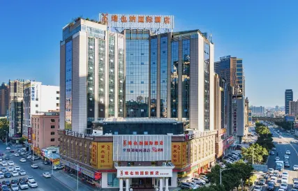 Vienna International Hotel (Huizhou Huiyang High-Speed Railway Store)