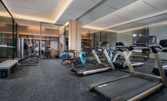 HUIZHOU MOMENT HOTEL