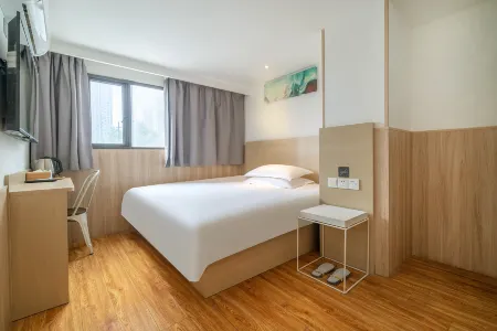 Yunfu Guest House Отели рядом с достопримечательностью «Shanghai Arts and Crafts Museum»