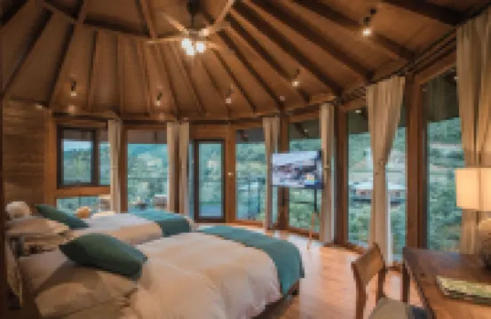 DIONYSUS BAY VILLAGE RESORT