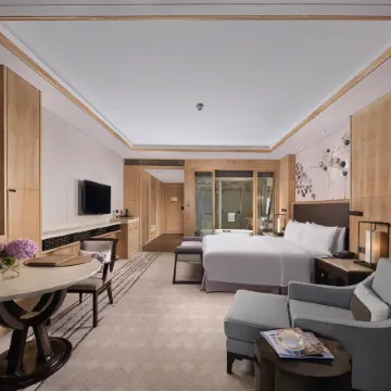 Hilton Dali Resort & Spa