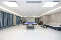 Haiyan Sanyin Gaokong Hotel