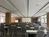 Hushan Bieyuan Hotel فنادق في شيو ون