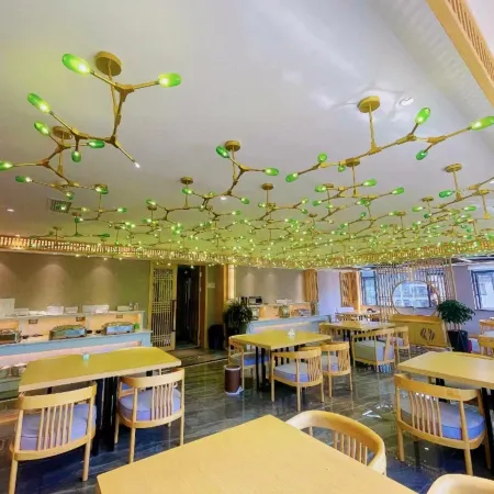 Waka Love Dance Hotel