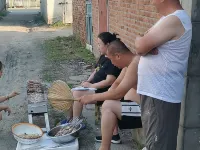 Jiayin Dahuokang Courtyard-Style Hotel Suite Homestay Отели рядом с достопримечательностью «Национальный геологический парк динозавра Цзянь»