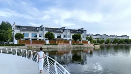 Sanshuiguan·Lanjing Отели рядом с достопримечательностью «Guanghan Branch， Civil Aviation Flight University of China»