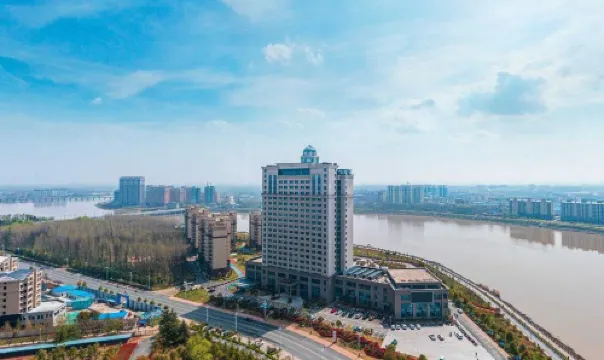 Guangzhou Peace Hotel Hotels in Guangshan