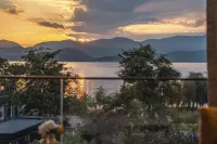 zhao ri xian yun Seaview Hotel