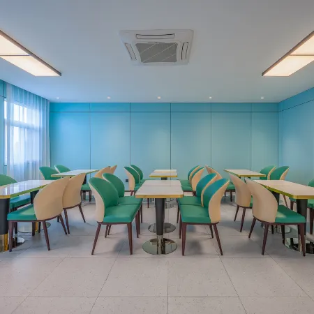 Hi Inn (Yancheng Jianjundong Road Normal College Hotel)