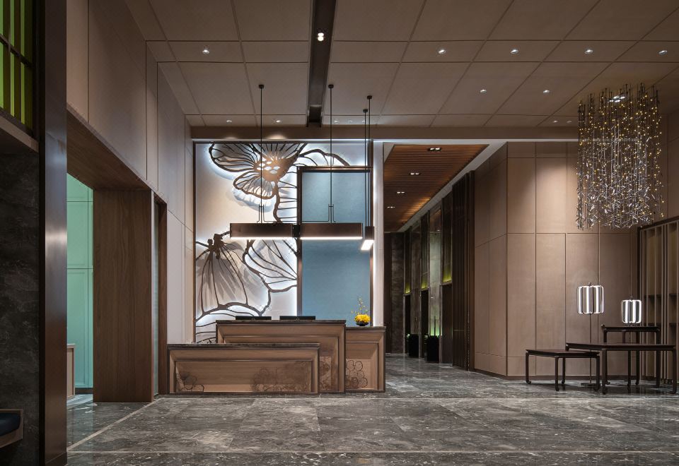 Days Hotel by Wyndham Beihai HaichengHotel Overview