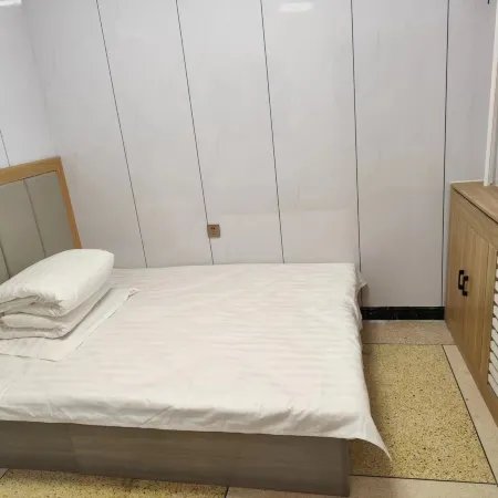 Qingxue Hotel (Chifeng Second Hospital)