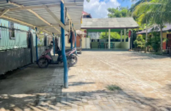 Ekas Beach Guesthouse Mitra RedDoorz Hotels in Pemongkong