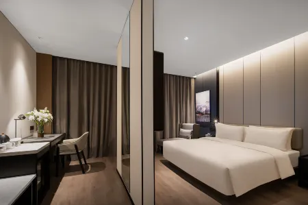 Atour Hotel Chengdu Longquanyi Longdu South Road
