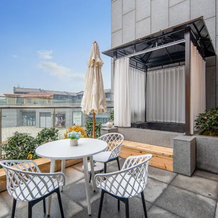 YUE XIANG SHI GUANG HOTEL