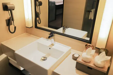 Journey sky (Wuhan Garden Expo Park Hankou Railway Station Branch) Отели рядом с достопримечательностью «Hubei University of Police (North Campus)»