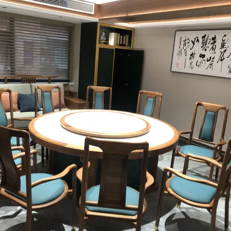 Yuntian Hotel
