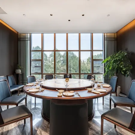 LANDISON PLAZA HOTEL SANMEN BAY