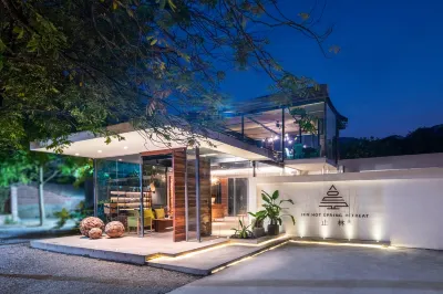 ZEN HOT SPRING RETREAT