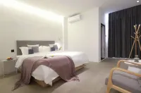 Yinhe E-sports Apartment (Ganzhou Railway Station Wanda Plaza)