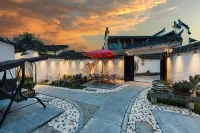 Xidi Taoxianju ・ Poetic Hui Charm Boutique Hotel - Inns