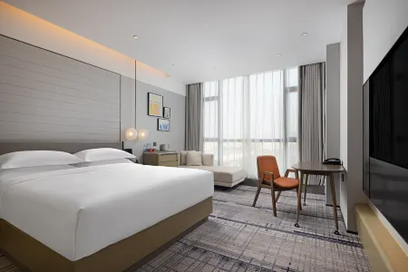 Home2 Suites by Hilton Changsha Lugu Отели рядом с достопримечательностью «Hunan First Normal University»