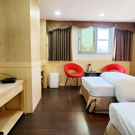 Ho Fong Villa Hotel Отели в г. Цзяи