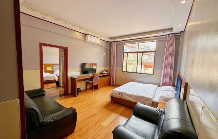 Mojiang Guangtian Hotel
