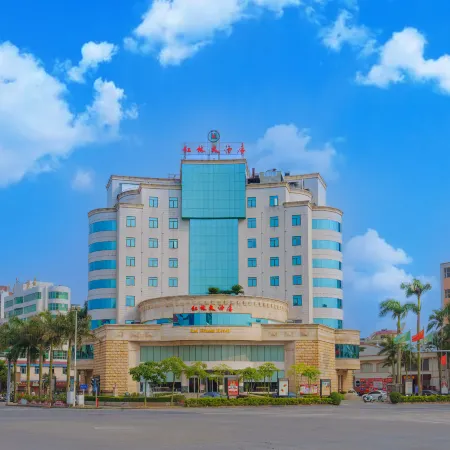 Red Forest Hotel Hepu