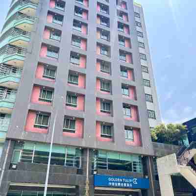 仲信金鬱金香酒店 Hotel Exterior
