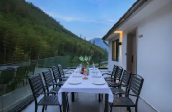 Suitable • 180° Mountain View Starry Sky Swimming Pool Forest Mountain Lodge (Cloud Grassland Store)