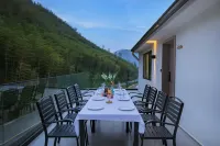 適宜 • 180°山景星空泳池森系山宿（雲上草原店）